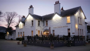 Гостиница Fife Lodge Hotel  Бэнфф